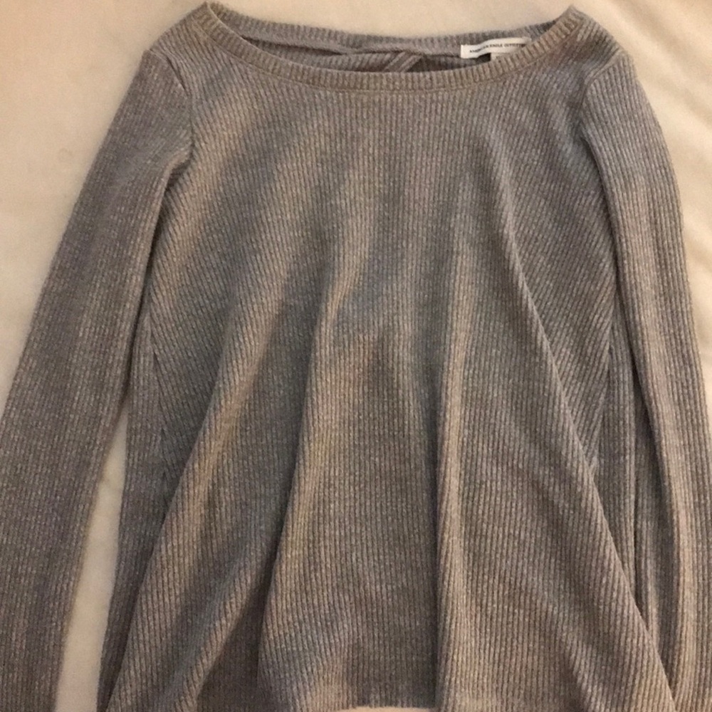 gray long sleeve
